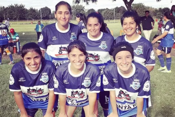 Fútbol femenino: bolivianas por “adopción”
