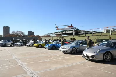 Decomisaron 38 autos de alta gama y embarcaciones de lujo en una causa por lavado de activos