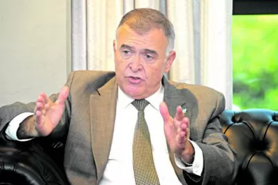 Jaldo y el pase de Pichetto a Cambiemos: Macri está dando manotazos de ahogado