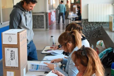 Cuánto cobrarán las autoridades de mesa en las PASO, la primera vuelta y un eventual balotaje