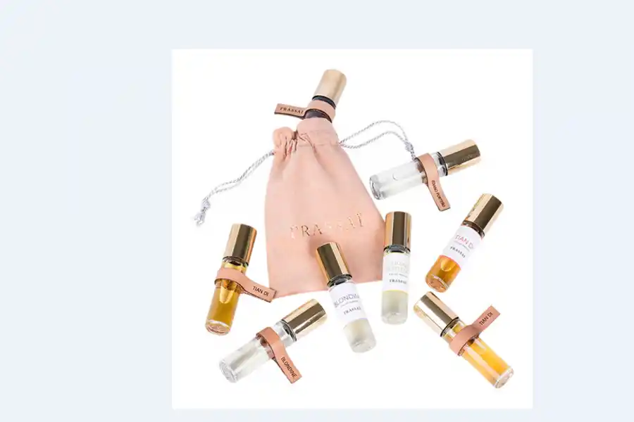 DETALLES. Outeda no sólo elabora fragancias, sino el producto completo.  