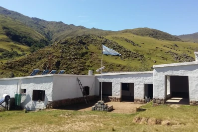 Tafí del Valle:  una escuela abandonada fue reconvertida en un refugio para turistas