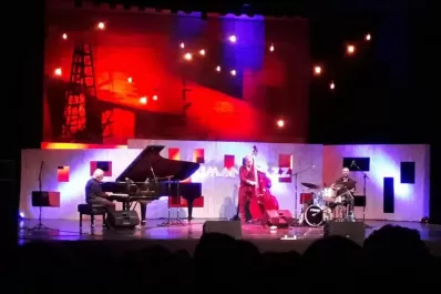 En el Festival Internacional de Jazz Jorge Navarro dejó muy alto el listón del talento