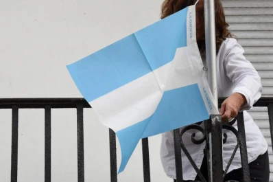 LA GACETA te regala mañana una bandera ecológica