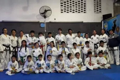 Nuevos graduados en taekwondo