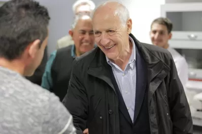 Lavagna quiere que Camaño se postule a la gobernación