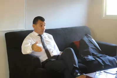 Sin rivales, Leito vuelve y sigue