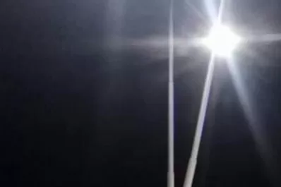 Grave accidente: un hombre murió al chocar su auto en la rotonda de Concepción