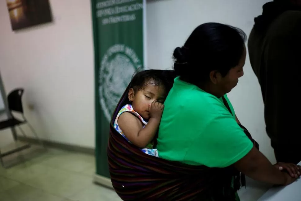 EN CIUDAD JUÁREZ. Migrantes centroamericanos vuelven a México desde EEUU para esperar la audiencia que les otorgue el carácter de asilados, o no. 