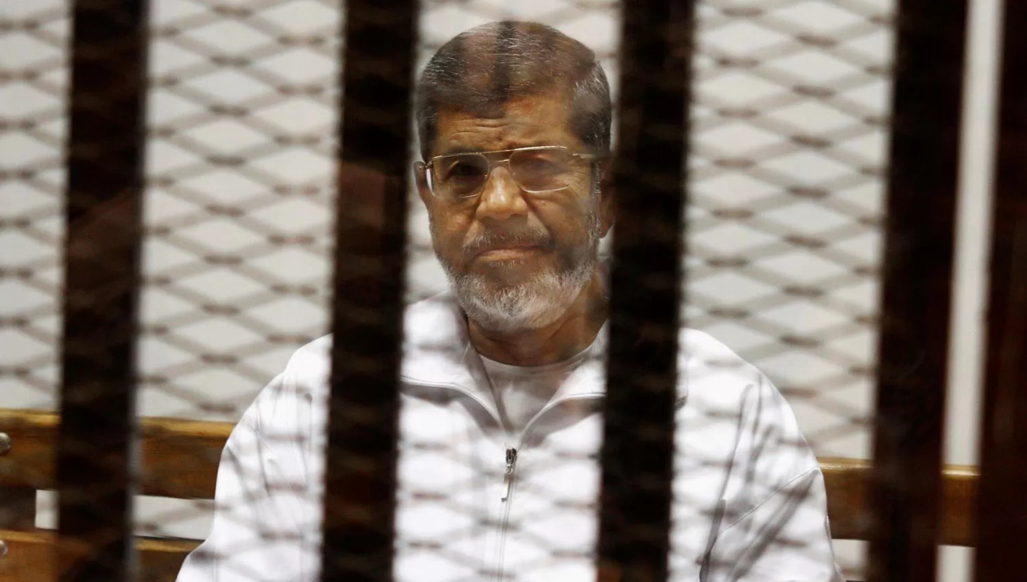 El ex presidente de Egipto Mohamed Morsi murió mientras era juzgado