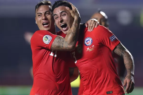 Copa América: Chile, el bicampeón, goleó 4-0 a Japón en el debut