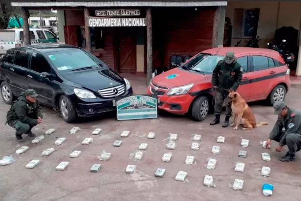 Secuestraron 44 kilos de cocaína en el guardabarros de un auto en Santiago del Estero