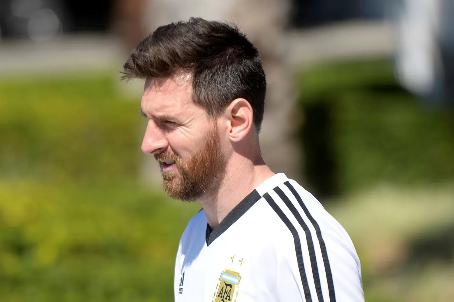 A CUIDARLO. Messi tomará la mayor atención del seleccionado de Paraguay. REUTERS