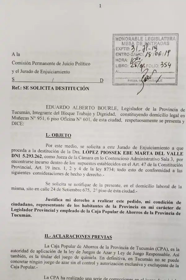 El legislador Bourlé pide la destitución de la jueza Ebe López Piossek