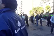 Por segundo día, empleados de Luque cortaron todos los accesos a la plaza Independencia