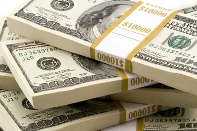 El dólar revirtió una suba inicial y anotó su quinta baja en seis jornadas