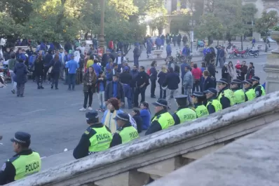 Sin ayuda del PE, el conflicto de Luque continúa