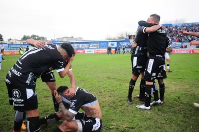 Pese a perder 2-1 con San Telmo en el desquite, All Boys ascendió a la B Nacional