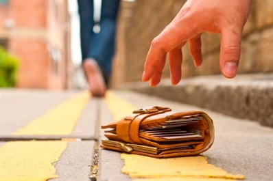 Midieron la honestidad cívica en 40 países y Argentina quedó en el puesto 18