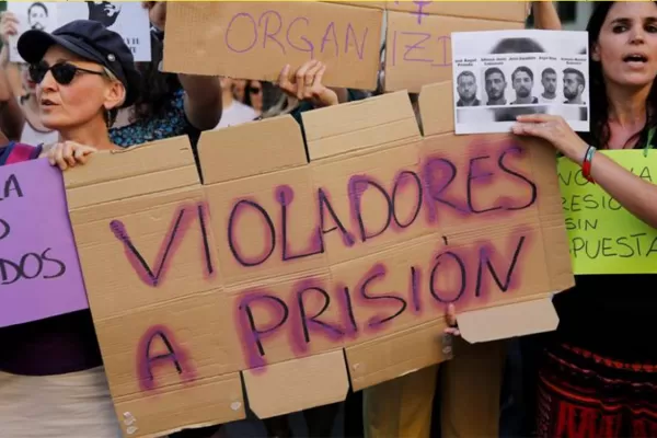 España: endurecen la condena contra La Manada por considerar que hubo violación