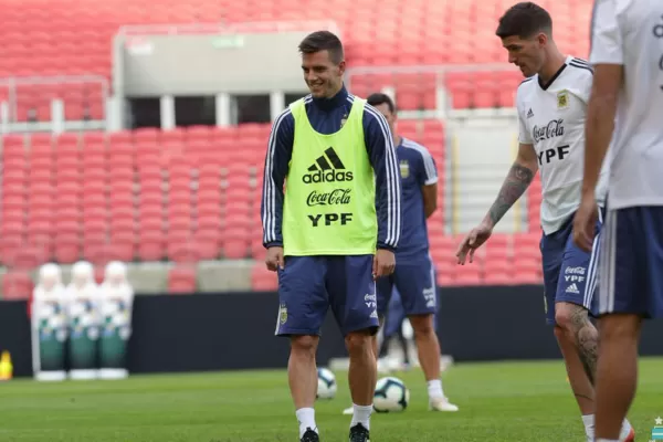 Copa América: Argentina se entrenó en el Beira Río y Scaloni anunciará hoy el equipo