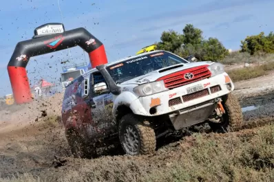 Bollero y Guevara llegaron y Neme no pudo largar en Santiago del Estero