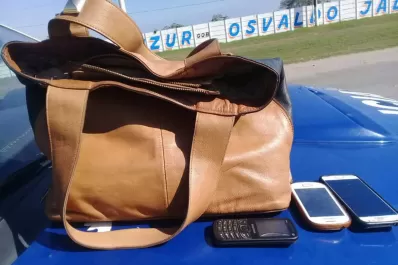 Tomó el colectivo en Lastenia, asaltó a los pasajeros pero no pudo escapar de la Policía