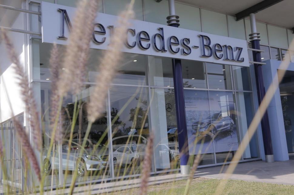 DISTINCIÓN. Recientemente, Mercedes Benz Argentina otorgó el máximo galardón a la concesionaria Rolcar. la gaceta / fotos de matias quintana