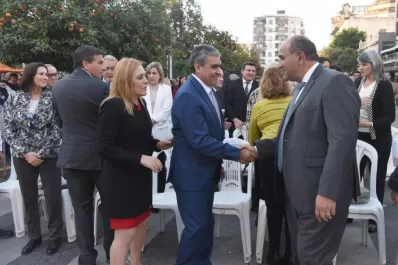 Alfaro y Manzur se dieron la paz