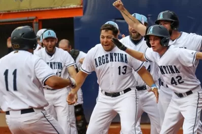 Los reyes del softball: así festejó la Selección Argentina su título mundial