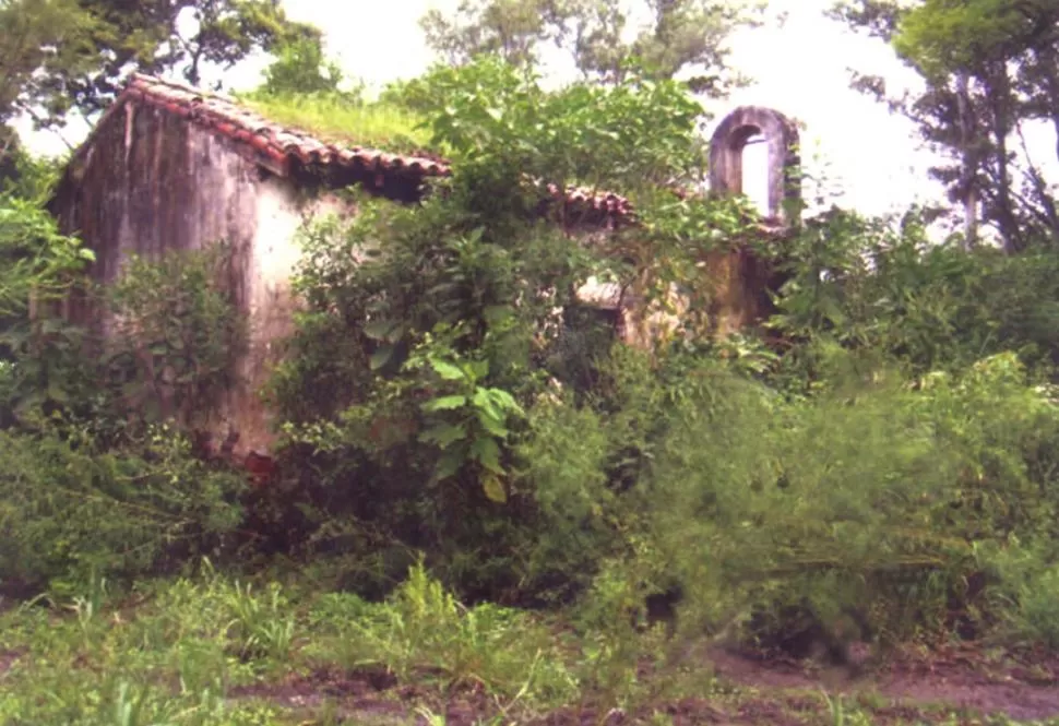 BERNABÉ ARÁOZ. Ruinas de la capilla existente en la estanciaque fue de Aráoz, en La Florida. 
