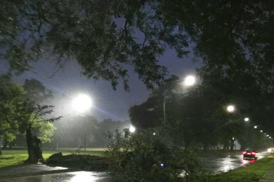 Un martes complicado en Tucumán, con lluvia y fuertes vientos