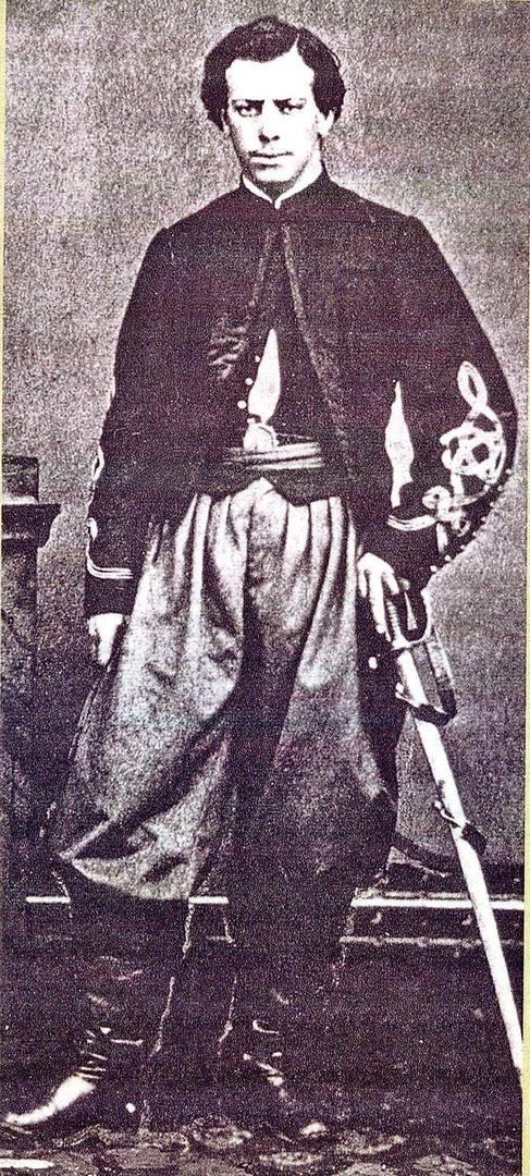 EN LA JUVENTUD. Roca en la época de la batalla de Pavón, cuando se las arregló para salvar el cañón que estaba a su cargo.