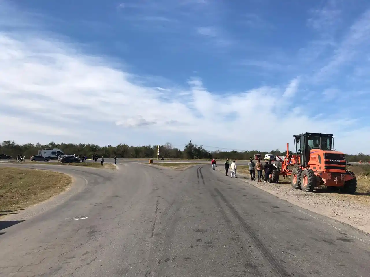 EL CRUCE DE LA MUERTE. La ruta 308 desemboca en la vía nacional 157. El colectivo debía girar hacia la derecha.