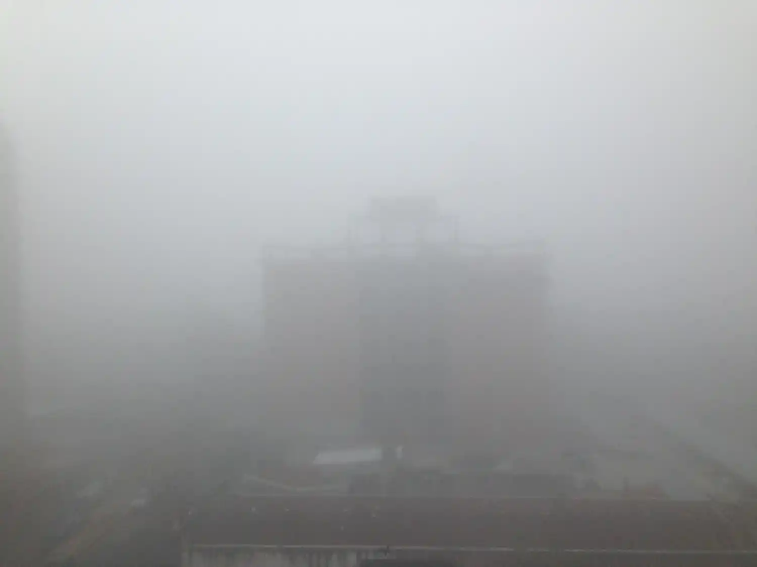 Los tucumanos arrancaron el martes con una intensa neblina 