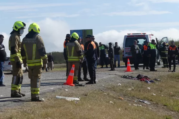 Decretan en Mendoza un día de duelo provincial por la tragedia de La Madrid