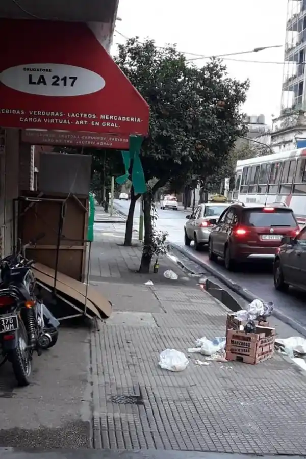 Un descontrol en la peatonal 25 de Mayo