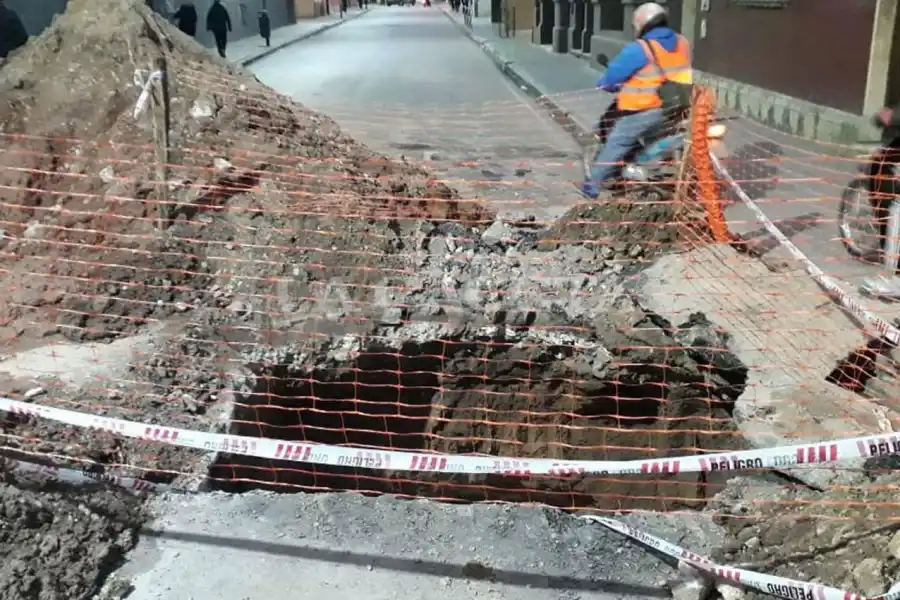 Por una obra de la SAT, sigue cortado el tránsito por Córdoba al 300