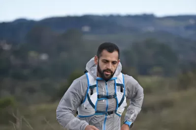 Empezó corriendo contra sí mismo y terminó en una carrera extrema