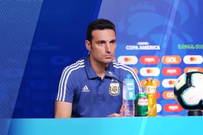 Lionel Scaloni: competimos contra 70.000 hinchas y ocho tipos de negro