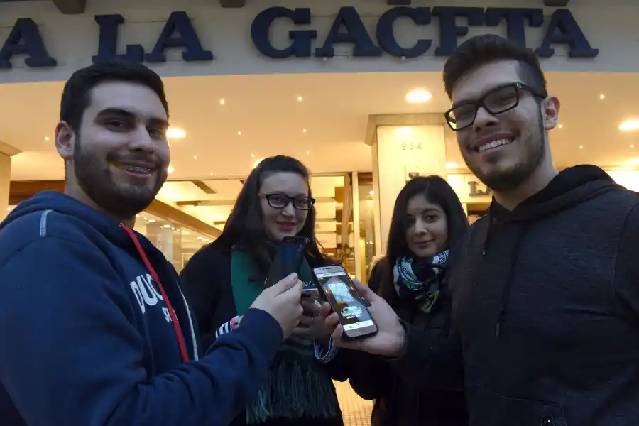 LARGA ESPERA. Los fanáticos ya pueden disfrutar el juego en sus celulares, después de dos años que se anunciara. 