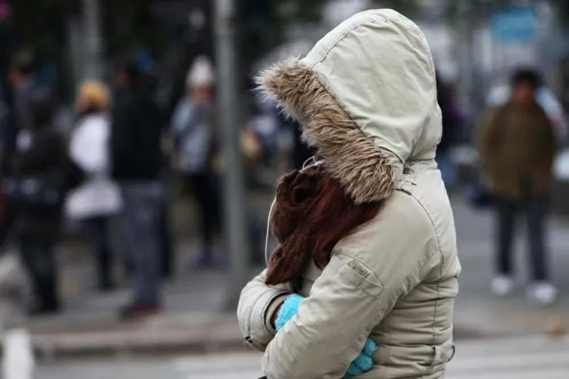 A abrigarse bien: continúa el frío intenso en Tucumán