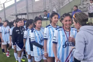 Fútbol femenino: Atlético Celeste ganó la Copa Salta la Linda