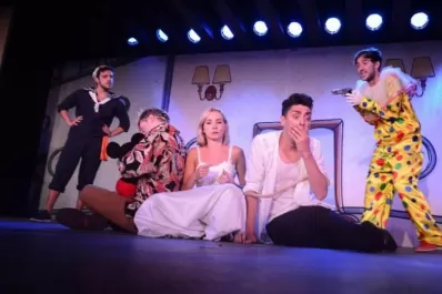 Un casamiento en martes 13 y en un barco, con destino de fracaso