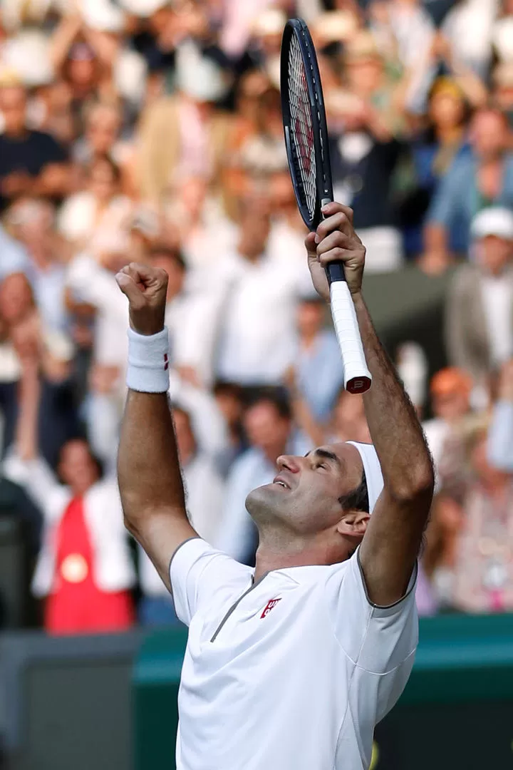 TERMINÓ. Más que de festejo, a Federer se lo vio aliviado tras ganar. Reuters