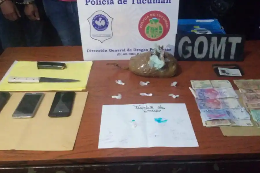 El sábado la Policía detuvo a tres personas que trasladaban casi un kilo de cocaína en moto.