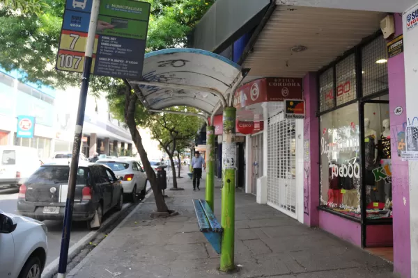 Es inadmisible la pasividad de Manzur con el paro de colectivos, se quejó un legislador
