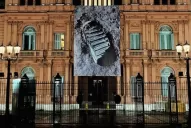 La Casa Rosada conmemoró con una gigantografía la pisada humana en la luna