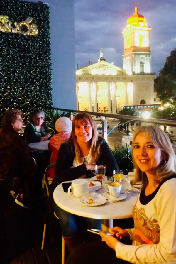 Restó 9 y Los Naranjos presentan su propuesta para celebrar el Día del Amigo