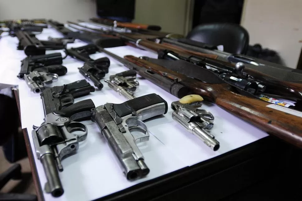 CIFRAS. Entre septiembre y junio pasados, la Justicia secuestro casi 300 armas y más de 40.000 balas y cartuchos. la gaceta / foto de analia jaramillo (archivo) 